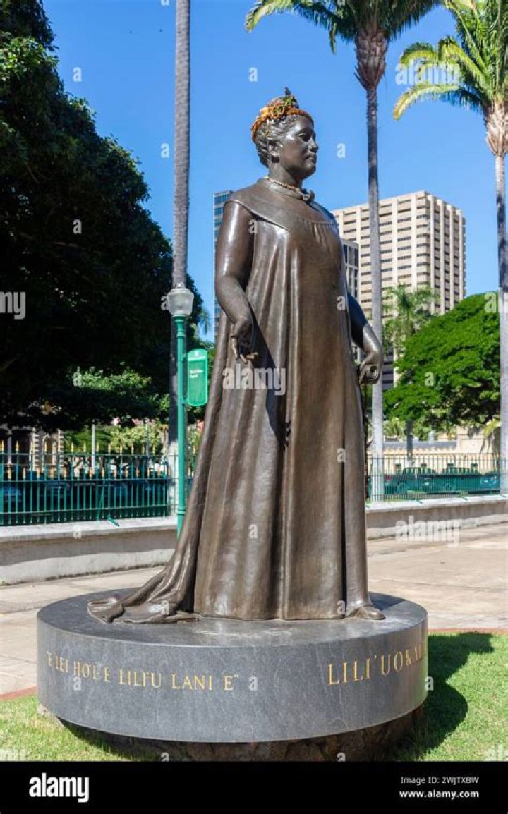 A statue of Queen Lili'uokalani, the last monarch of Hawaii, outside of the Hawaii State Capitol Building in Honolulu. Photo / 123RF