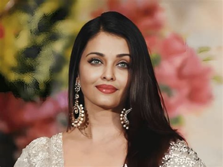 Aishwarya Rai &hearts; L'Or&eacute;al Paris Commercial 2016 YouTube