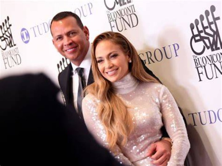 Alex Rodriguez: Baseball Player, Age, Height, Wife, Girlfriends, Net Worth !