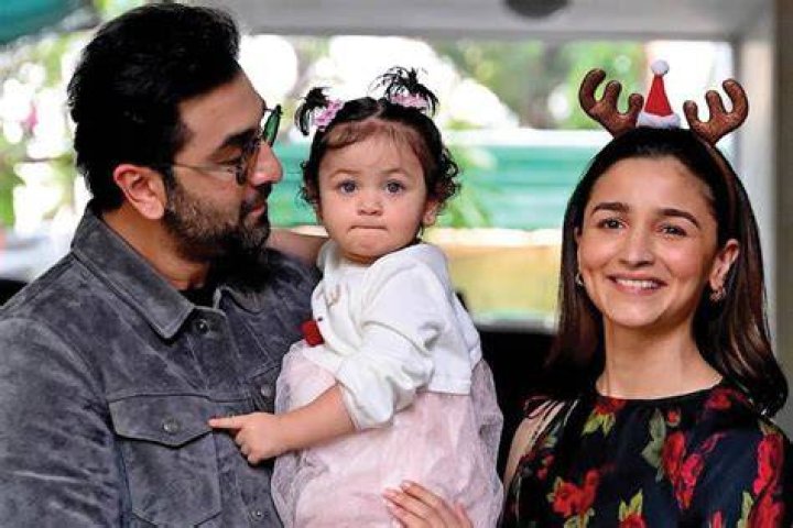 Alia Bhatt and Ranbir Kapoor make their FIRST public appearance with daughter Raha. See pics: