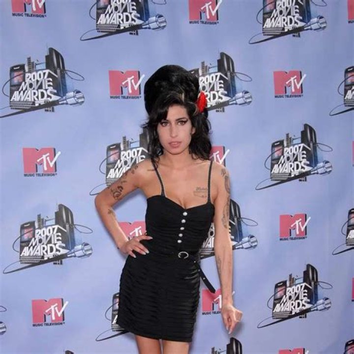 Amy Winehouse Net Worth at Death, Date, Place and Cause of Death, Family, etc