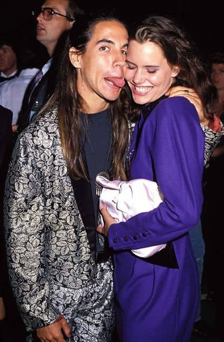 Anthony Kiedis trades Helena Vestergaard for Wanessa Milhomem Daily