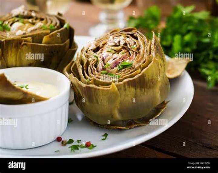 baked artichokes cooked with garlic sauce