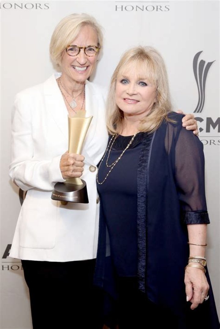 Barbara Mandrell Net Worth, Age, Height, Husband, Family, Wiki 2024