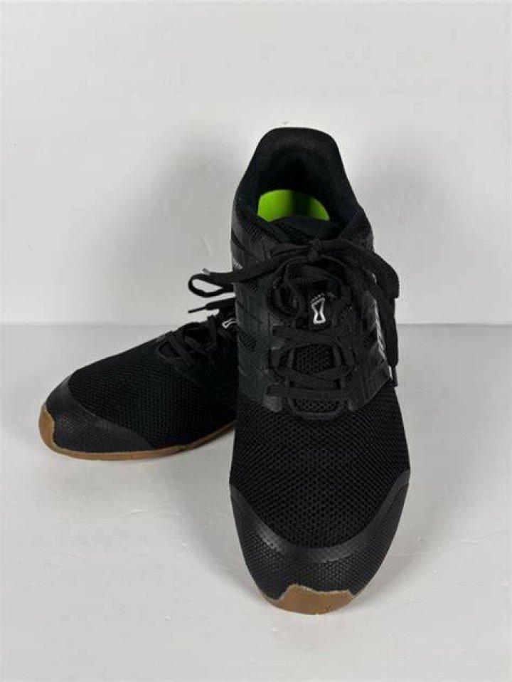 Bare-XF 210 V3 Training Shoes