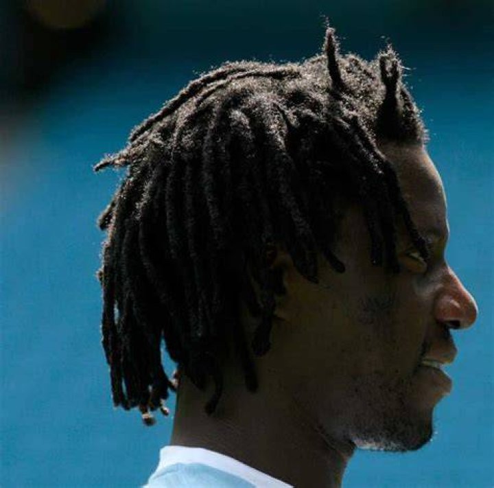 Benjani Mwaruwari teams played Benjani Mwaruwari teams played