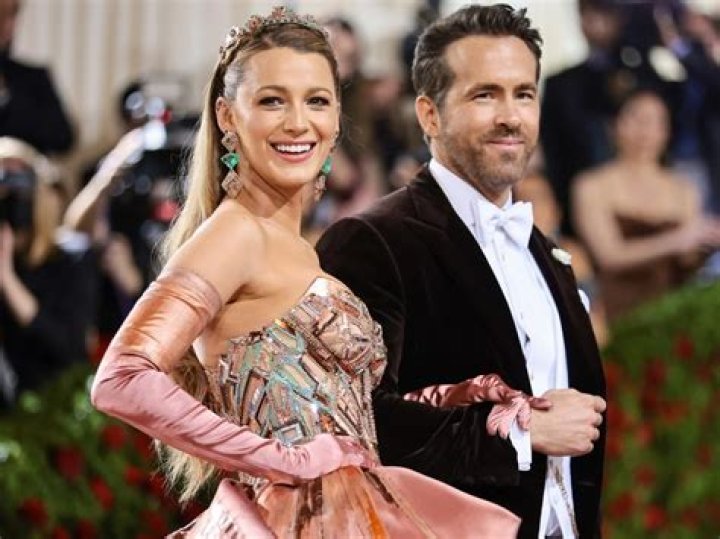 Blake Lively Net Worth, Age, Height, Husband, Family, Wiki 2024