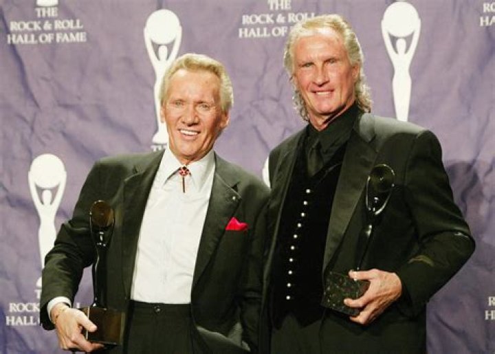 Bobby Hatfield Net Worth at Death, Date, Place and Cause of Death, Family, etc