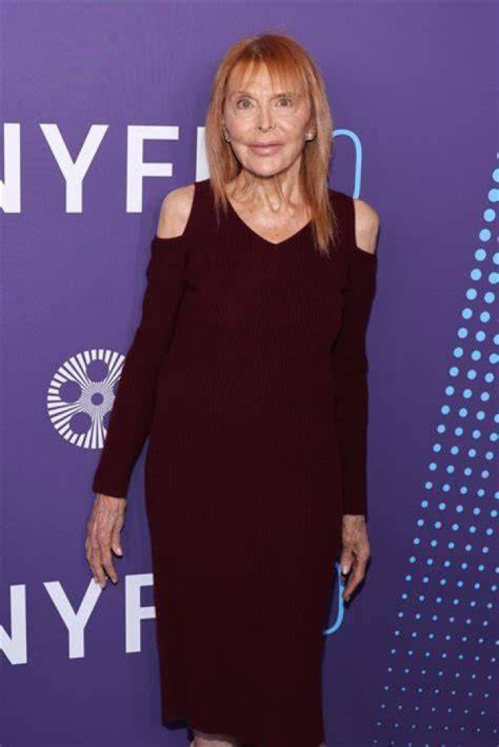 Caroline Arapoglou: TV Actress, Movies and TV Shows, Age, Husband, Wiki, Net Worth, Nationality, Instagram