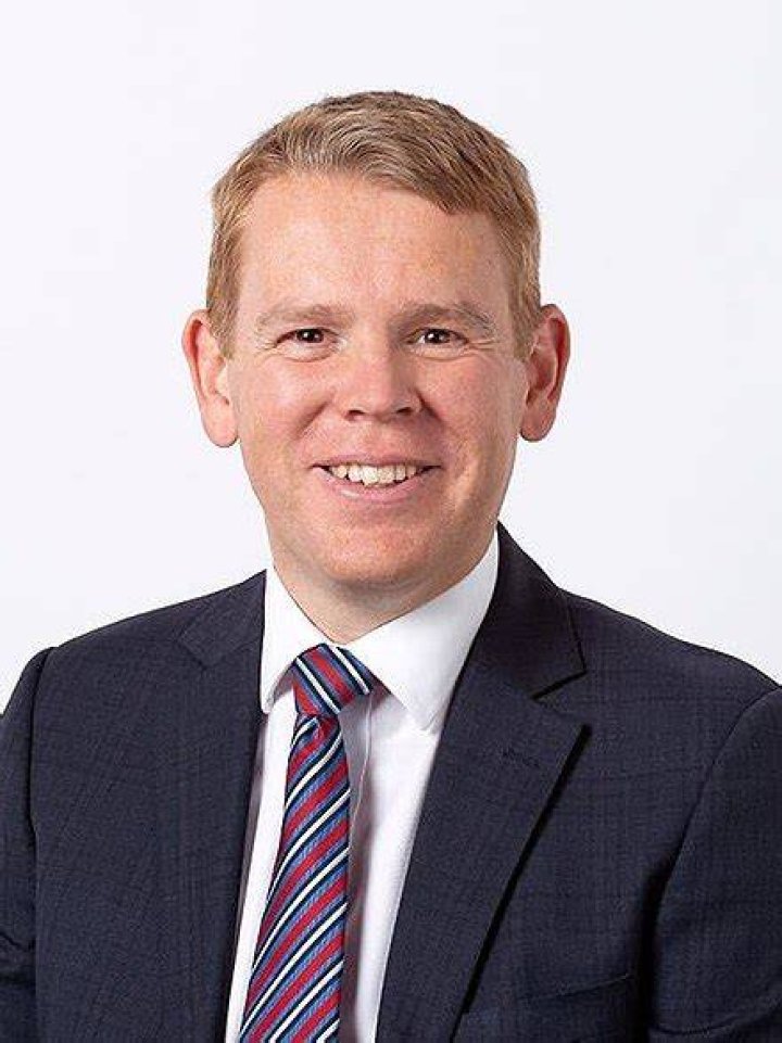 Chris Hipkins extended a bonus for beginning teachers at low-income Auckland schools to cover deciles 2 and 3 as well as decile 1. File photo
