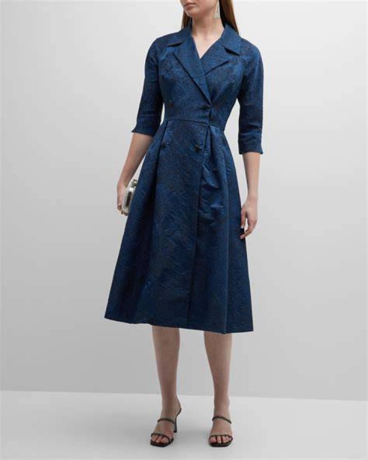 Clothing, Coat, Dress, Event, Trousers, Bridal clothing, Suit, Wedding dress, Photograph, Bride, 