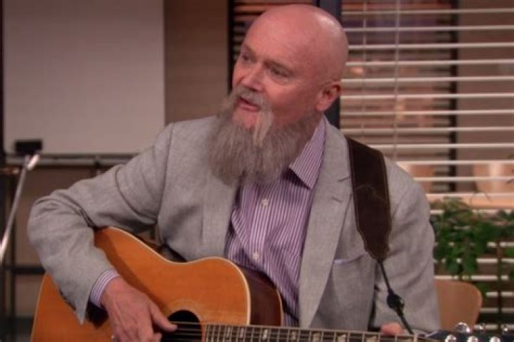 Creed Bratton weight