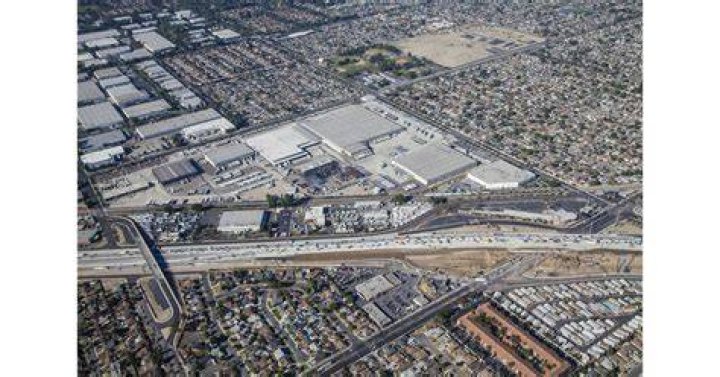 Damco leases Goodman's one million s.f. logistics center in LA to boost its customer service and growth strategy