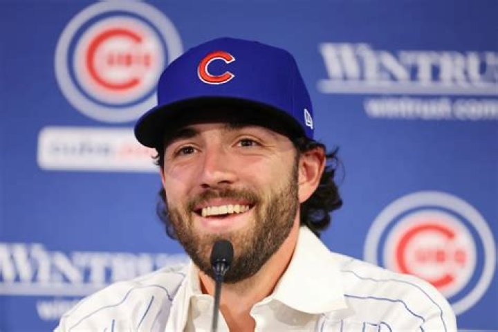 Dansby Swanson explains why he signed with Cubs with emotional story