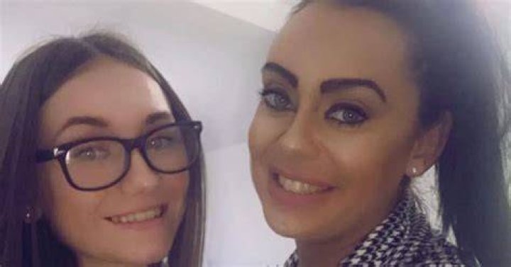 Despite their age gap, sisters Shayni and Tianna have become close in adulthood.