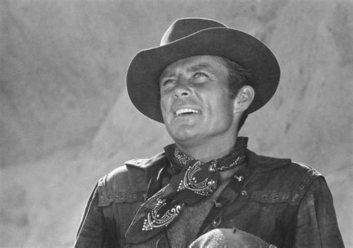 Does Robert Conrad have a son?