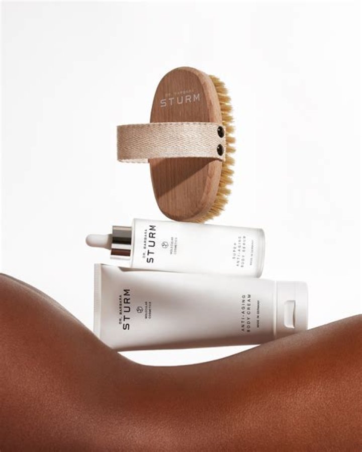 Dr. Barbara Sturm Body Brush (Medium)