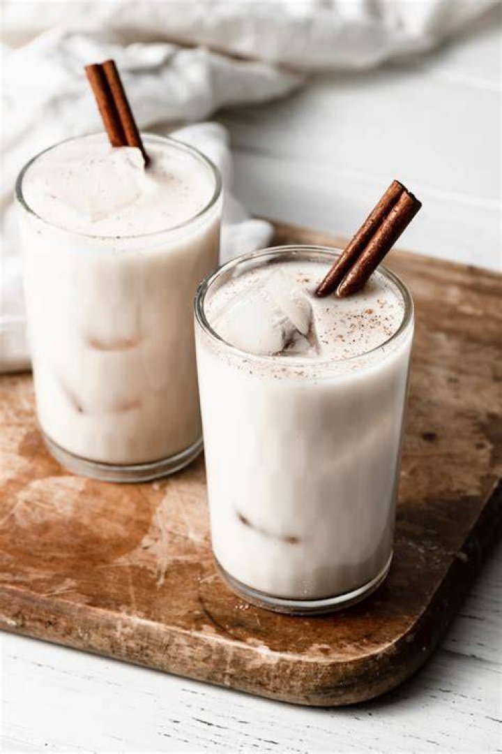 Drink, Milk, Milkshake, Food, Horchata, Almond milk, Smoothie, Soy milk, Raw milk, Milk punch, 