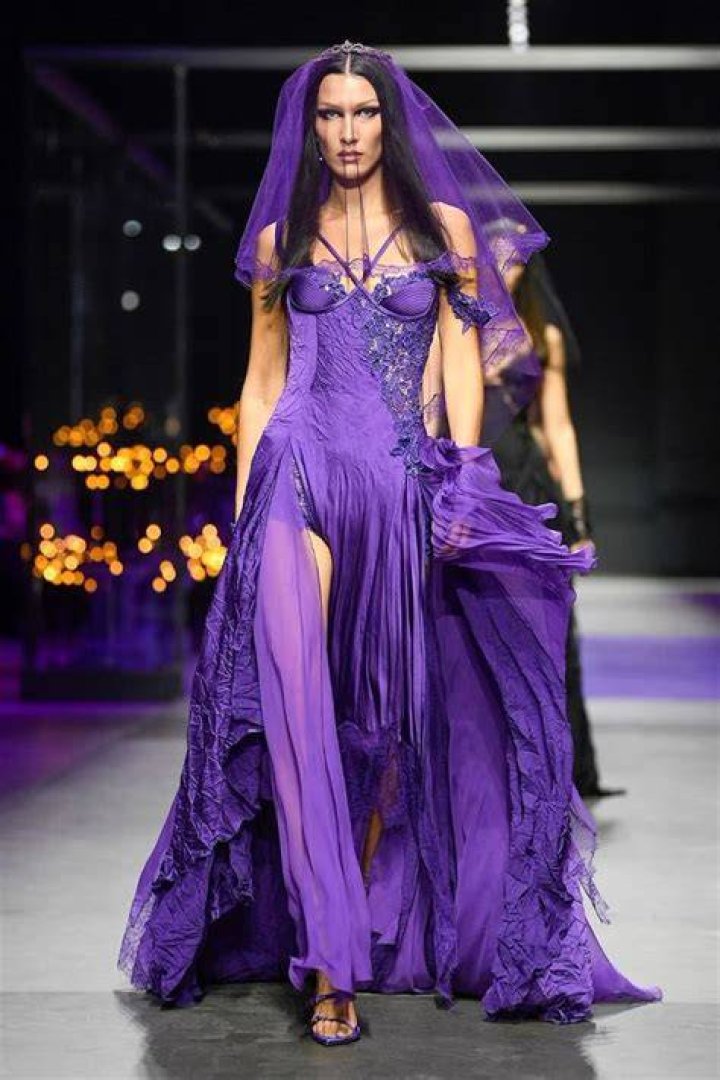 Event, Performance, Violet, Purple, Fashion, Blond, Pop music, Fun, Magenta, Music, 