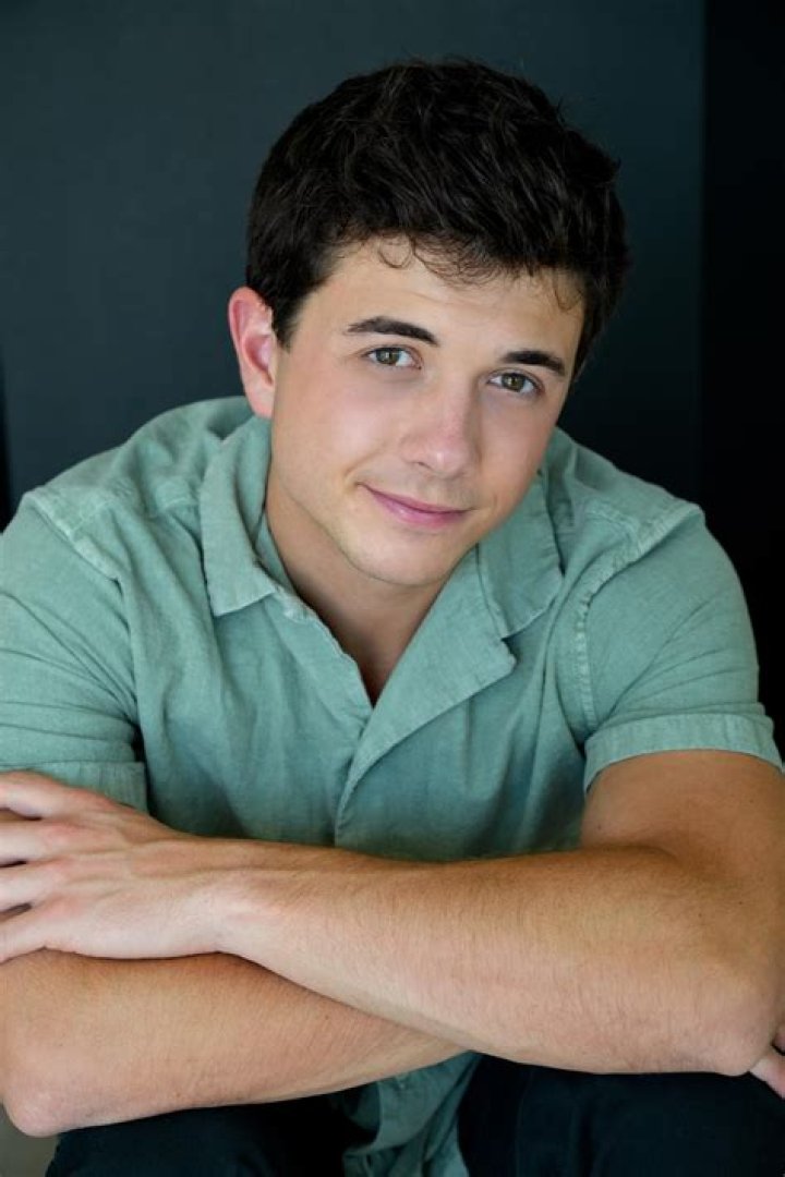 Find an Actor to Play Bradley Steven Perry in Things these Disney Channel actors have been in on myCast