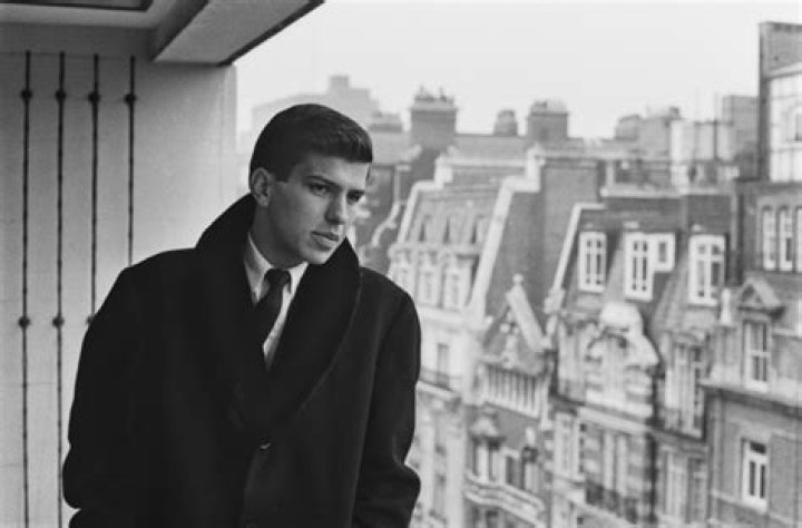 Frank Sinatra Jr. Net Worth at Death, Date, Place and Cause of Death, Family, etc