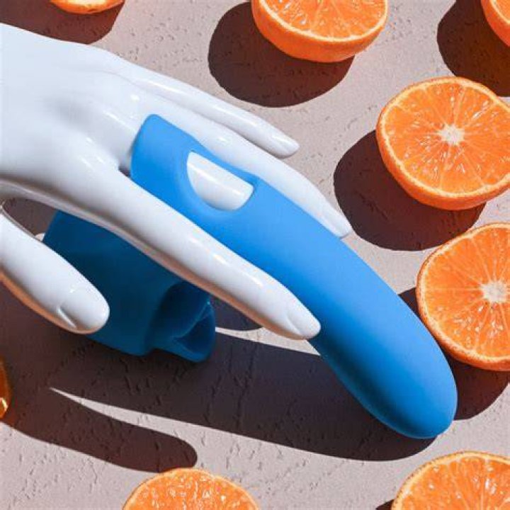 gender x flick it finger vibrator