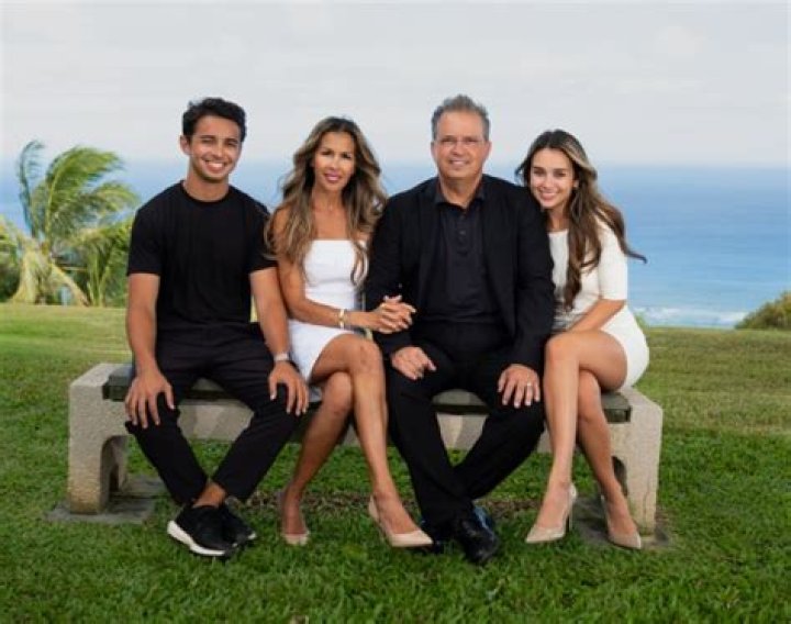 Glenn Medeiros Wife Who Is Tammy Armstrong? ABTC
