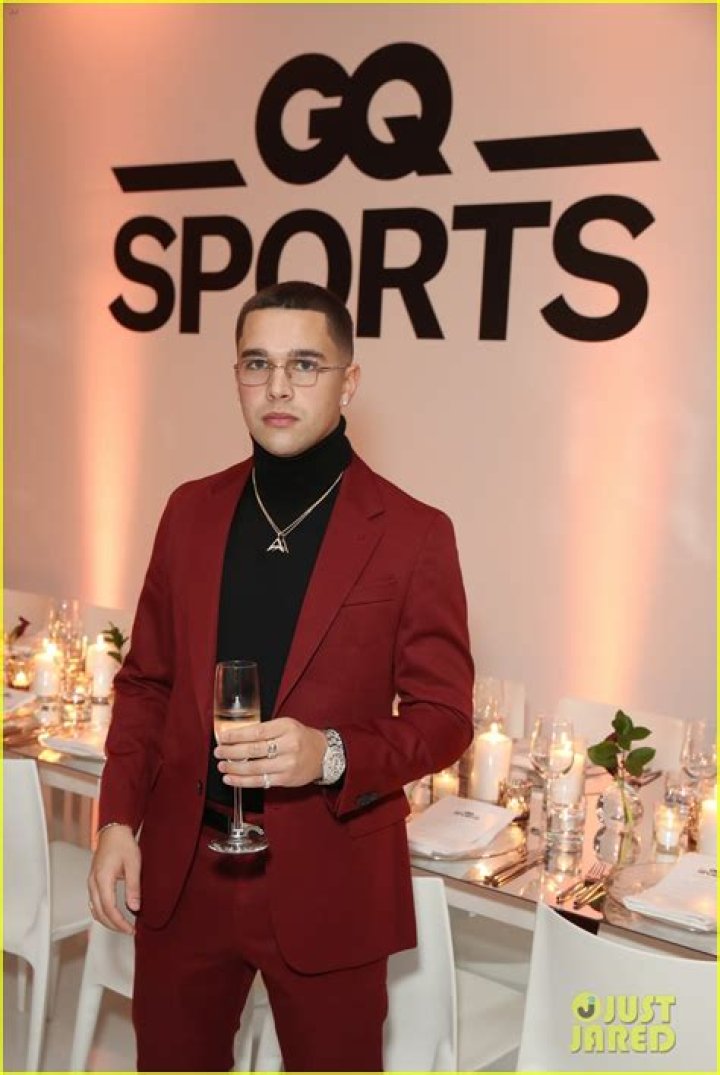 gq sports dinner hosted by deandre hopkins