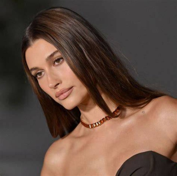 Hailey Bieber debuts a bob for Coachella 2024