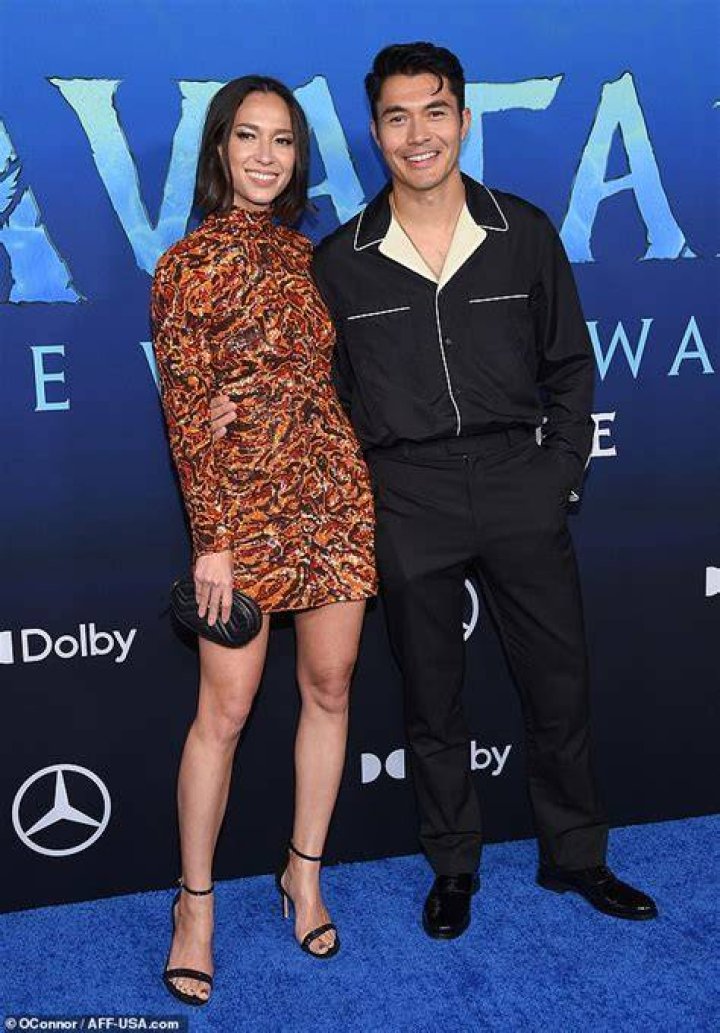 Henry Golding weight