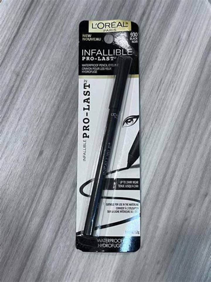 Infallible Pro-Last Waterproof Pencil Eyeliner