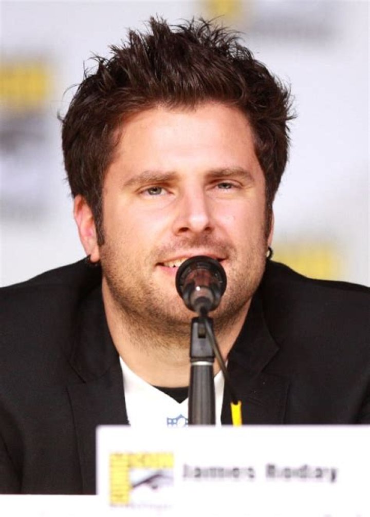 James Roday Net Worth, Age, Height, Weight, Family, Wiki 2024