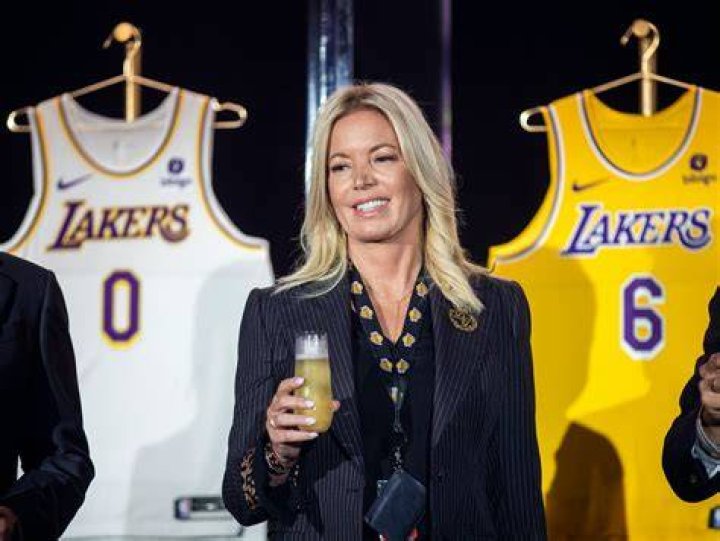 Jeanie Buss net worth