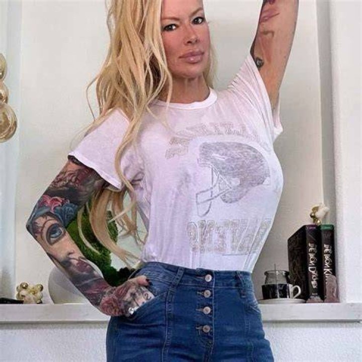 Jenna Jameson height