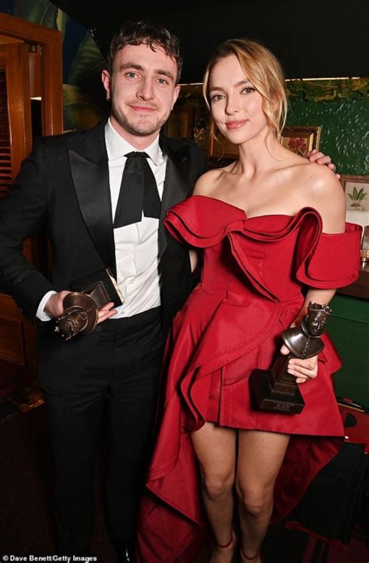 Jodie Comer Couple 2022 Jacquelyn Bailey Trending