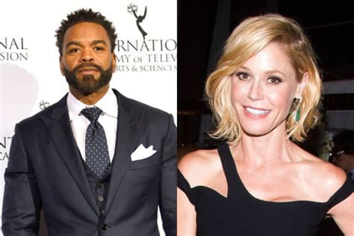 Julie Bowen Net Worth, Age, Height, Husband, Family, Wiki 2024
