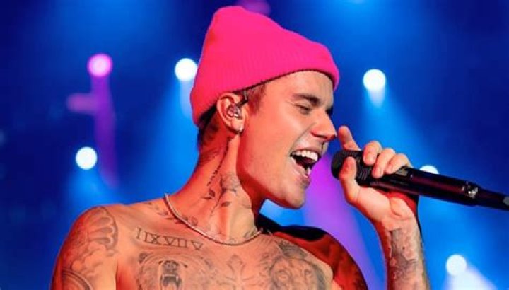 Justin Bieber Death Hoax Viral Article Claims Car Crash Fatality, Fans