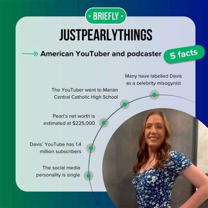 JustPearlyThings’ age, real name, boyfriend, career, education, net worth