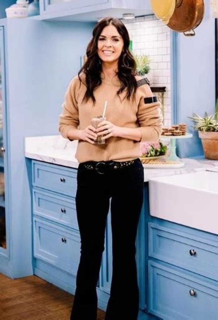 Katie Lee weight