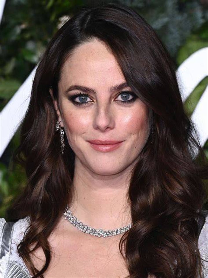 Kaya Scodelario as Lucy in Expectation
