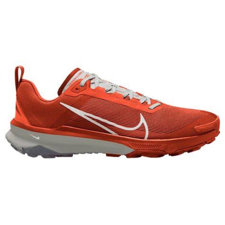 Kiger 9 Trail Running Shoes