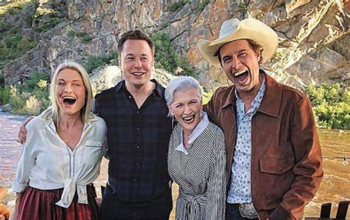 Kimbal Musk net worth