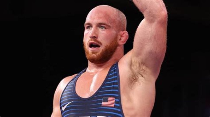 Kyle Snyder Net Worth, Age, Height, Weight, Family, Wiki 2024