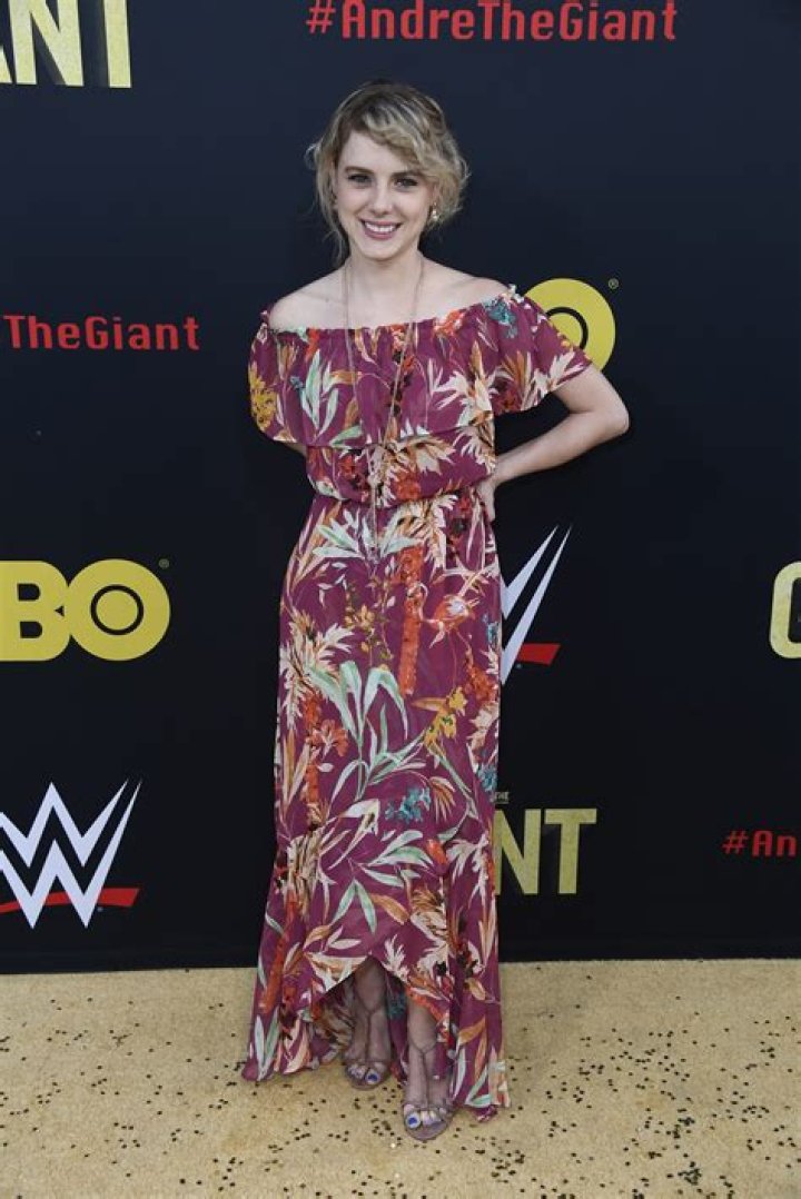Laura Slade Wiggins Net Worth, Age, Height, Weight, Family, Wiki 2024