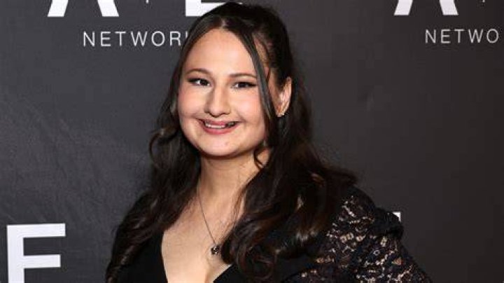 Leaked Photos Of Dee Dee Blanchard: Uncovering The Truth Behind The Controversy
