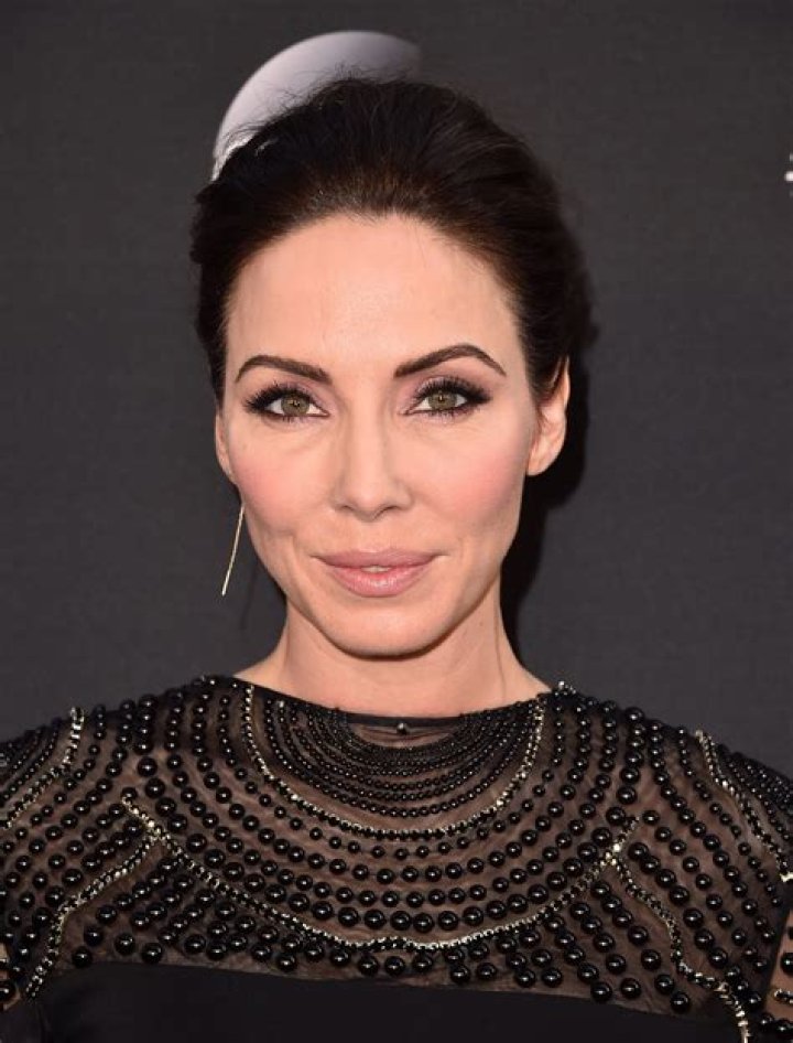 Lindsay Cummings Net Worth, Age, Height, Weight, Family, Wiki 2024