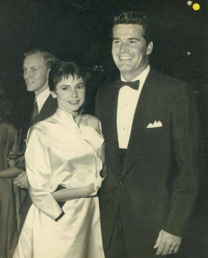 Lois Clarke, James Garner's wife, Wiki, Age, Height, Net worth, death