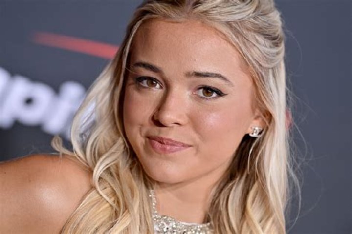 Look Lsu Gymnast Olivia Dunne Makes Si Swimsuit Debut Sports My XXX