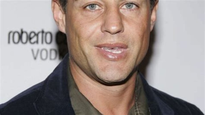 Louis Mandylor Net Worth, Age, Height, Weight, Family, Wiki 2024