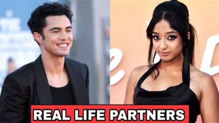 Maitreyi Ramakrishnan vs Darren ( NEVER HAVE I EVER ) Cast Age
